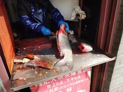 -梅记大块头爆鱼店(乍浦路店)