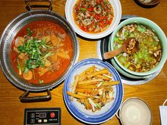 -吃饭皇帝大(银泰财富广场店)