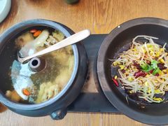 云南经典汽锅鸡-云海肴·汽锅鸡·云南菜(苏州中心店)