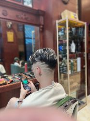 -尼特斯男士发型馆