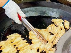 -锅贴王小吃(南大街店)