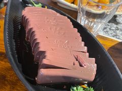 -老牌坊云南鱼豆花火锅(哈西万达店)