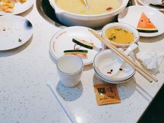 -三人行骨头王火锅(长寿店)