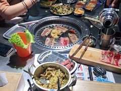-马路牙子烧烤音乐酒馆(望京店)