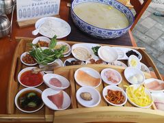 -桥馫源蒙自过桥米线(蒙自店)