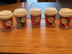 -星巴克臻选(盐城金鹰聚龙湖店)