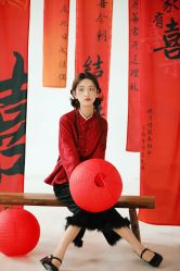 -喜爱高定婚纱摄影