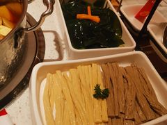 -左庭右院鲜牛肉火锅(环球港店)