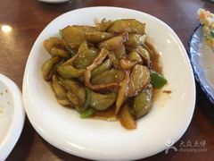 -东北四季饺子王(华山路店)