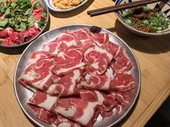 -洱火云南酸菜牛肉火锅(石景山当代商城店)