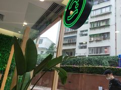 -龙治汉堡(中华城店)