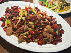 -肆海小川菜酒馆Wine Bistro (青年路店)