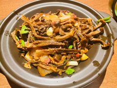 烟熏腊味炒鹿茸菇-云海肴·汽锅鸡·云南菜(领展购物广场·中关村店)