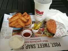 -The Habit Burger Grill 哈比特汉堡(爱琴海店)