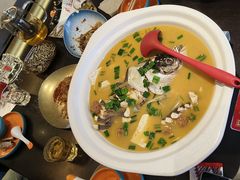 -川流不息·地道川菜·小龙虾(松东路店)