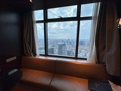 -上海龙之梦万丽酒店