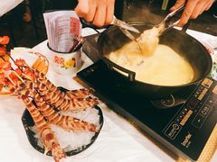 -鲜入围煮花胶鸡海鲜火锅