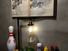 -HIGH FIVE哈福手工汉堡(桂林路店)