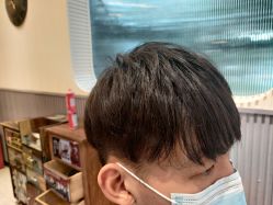 -PE SALON
