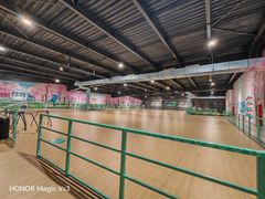 -极限PLAY运动娱乐新世界·团建派对表演休闲馆·室内高空游乐园