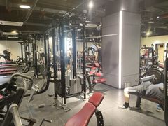 -一兆韦德健身(张杨路店)