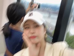 -渔人湾码头海鲜市场负二楼