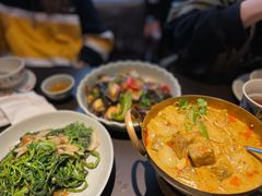 -大头虾越式风味餐厅(光明广场店)