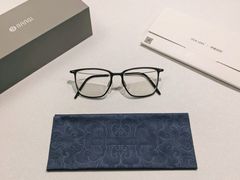 -三目眼镜·蔡司视觉合作店(青浦宝龙店)