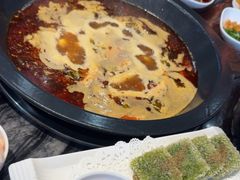 -老船舫·现做活鲜鱼馆(东郊记忆店)