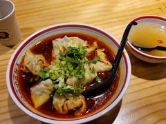 -八二小区抄手(龙湖上城天街店)