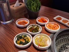 -烧肉一番·新韩式炭火烤肉(大岭山店)