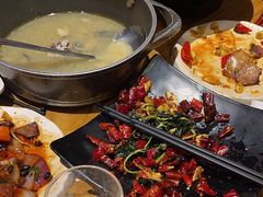 -隔壁老王·家常云南菜(花巷店)