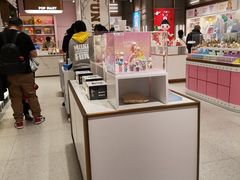 -泡泡玛特POPMART(蓝色港湾店)