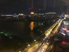 -荣誉国际酒店-云顶旋转餐厅