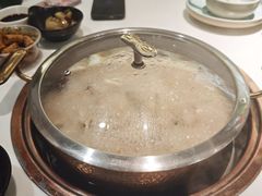 -洪氏嗨捞·猪肚鸡火锅(阳光天地店)