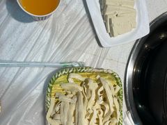 -九寨特色牦牛肉汤锅 羊肉汤锅