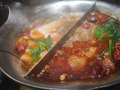 -湊湊火锅·茶憩(南京东路悦荟店)