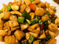 糊辣藕丁-胡桃里音乐酒馆(石家庄店)
