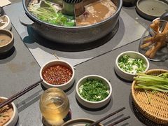 -巴奴毛肚火锅(二七万达店)