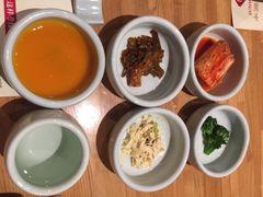 水源素问韩国料理(富丽华店)-萨拉伯尔水源素问店·韩国宫廷料理(人民路店)