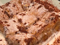 漏奶滑-潮界(虹桥新天地店)