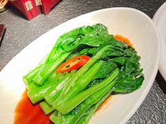 -蝴蝶里·粤菜·点心(滨江龙湖店)