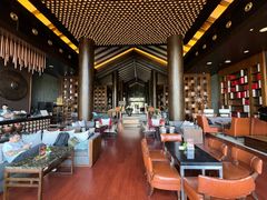 -时光吧·大堂吧·丽江和府洲际度假酒店