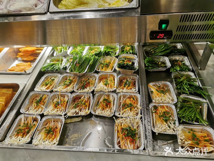 圣火营自助烤肉(南京东路店)自助取餐区图片