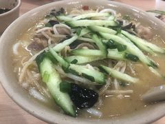 酸汤肥牛米线-百家鸡味馆(清泰店)