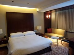 -上海龙之梦万丽酒店