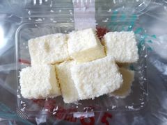 椰丝牛奶小方-85度C(苏州石路店)