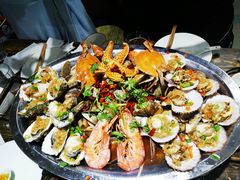 -大城·烧烤海鲜大排档(台东店)