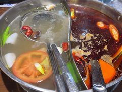 -乡土黄·鲜牛肉火锅·小龙虾(兴业街店)