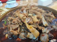 -一品红烧鸭特色川菜(三岔湖店)